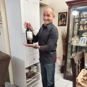 Meet your Posher, Juan